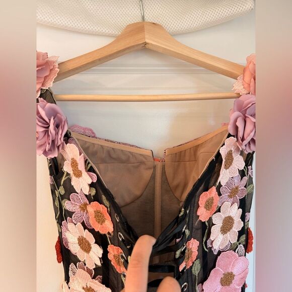 NWOT Bronx and Banco Jasmine Black Multi Off Shoulder Gown - Picture 14 of 16